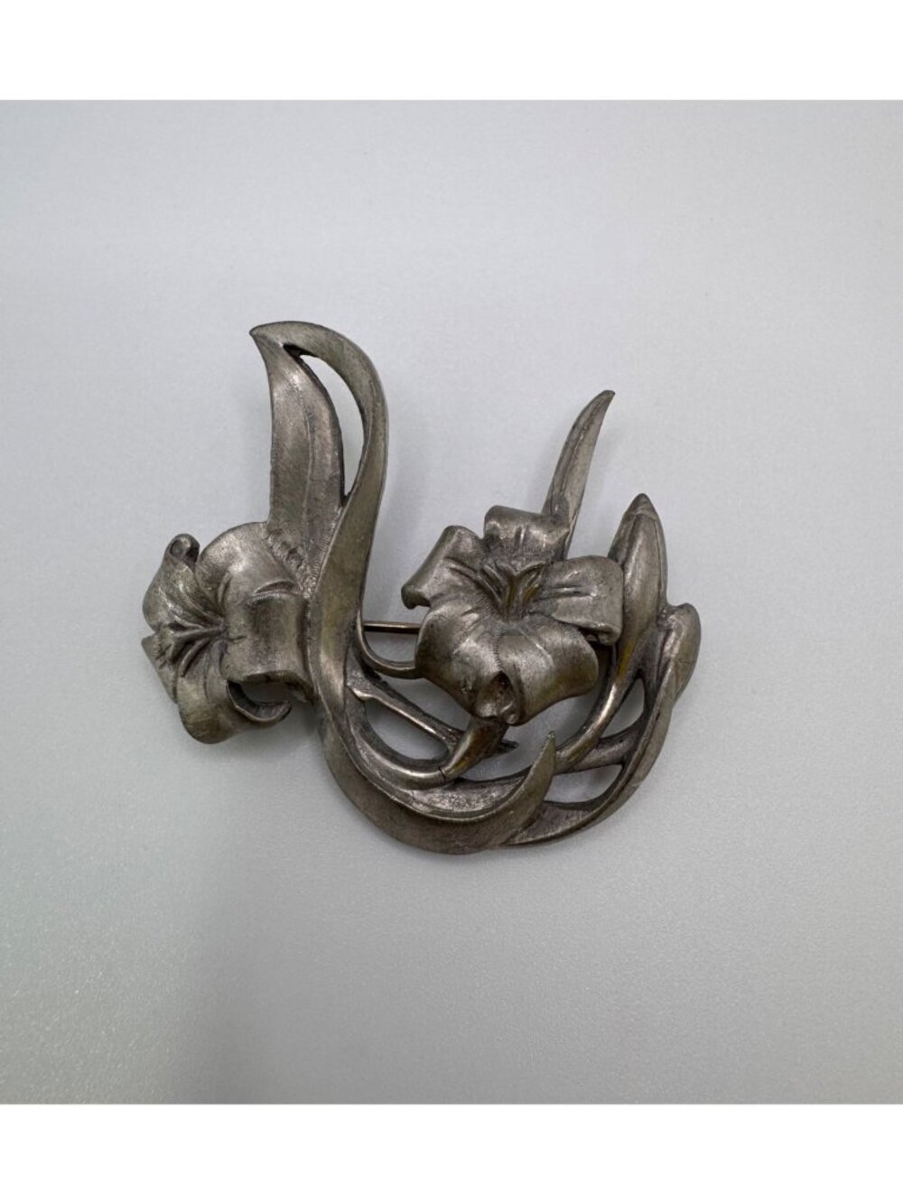 Vintage LCD Pewter Lily Brooch Art Nouveau Style Floral Pin Signed